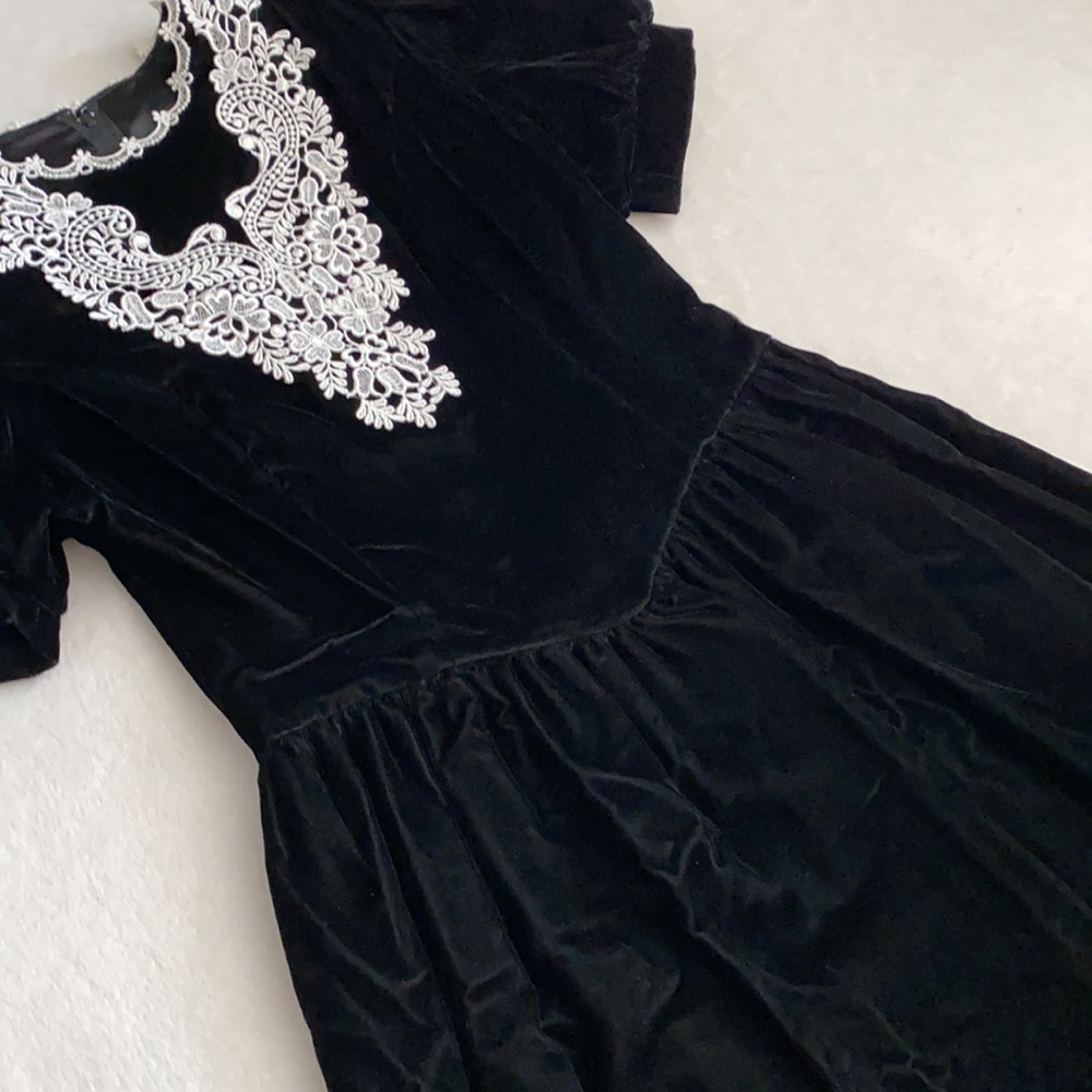 {VTG} Gunne Sax by Jessica McClintock | Velvet Lace Bib Collar Midi Dress (14) - Picture 6 of 16